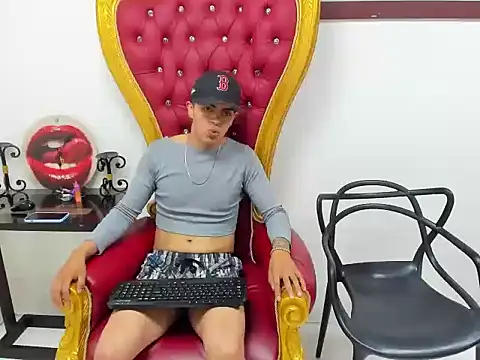 Snapshot of jason_gray69 chatting on December 2, 2025, 2:01 pm jason gray69 online show from December 2, 2025, 2:01 pm