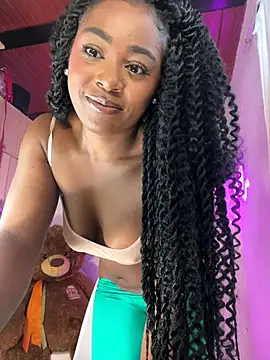 Cynthia es online show from December 22, 2025, 4:59 pm