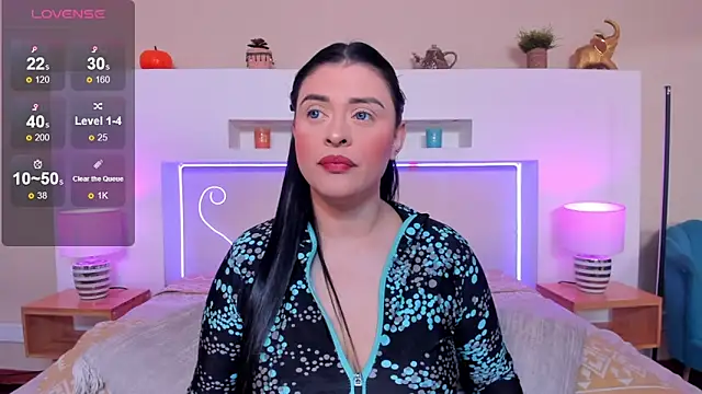 AnikaRomanoff  online show from February 11, 2026, 11:48 am