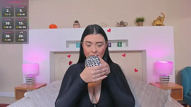 AnikaRomanoff  online show from April 10, 2026, 11:37 am