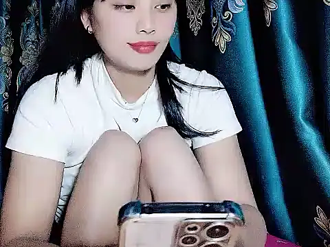 Nana569 online show from February 14, 2026, 9:33 pm