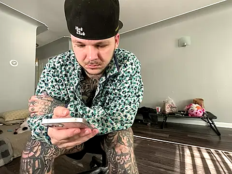 Tatertats online show from January 5, 2026, 7:06 pm