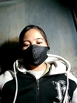 felicity chloe online show from February 4, 2026, 12:11 pm