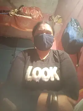 Your-shreya143 online show from January 11, 2026, 2:55 pm