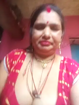 Your-shreya143 online show from March 3, 2026, 10:21 am