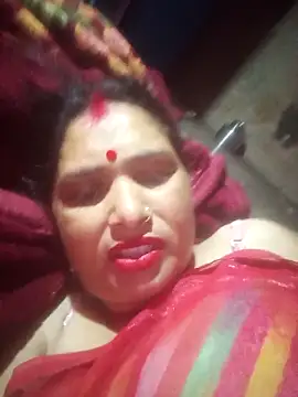 Your-shreya143 online show from April 18, 2026, 9:15 pm