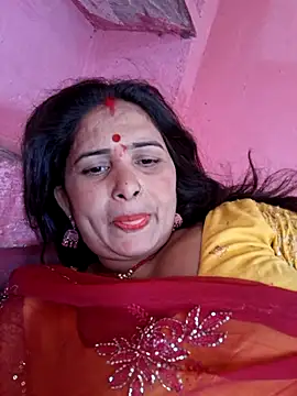 Your-shreya143 online show from May 29, 2026, 6:22 am