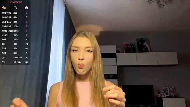 AveryBerkson online show from December 16, 2025, 8:19 am