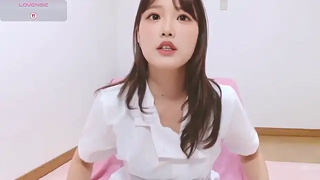 mashiro-desu online show from December 15, 2025, 8:29 am