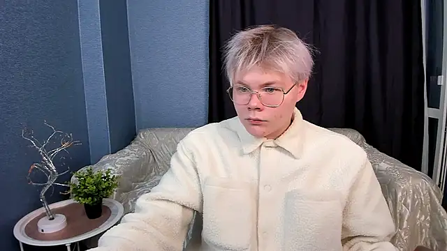 Snapshot of Brian_Mils chatting on January 16, 2026, 12:31 pm Brian Mils online show from January 16, 2026, 12:31 pm