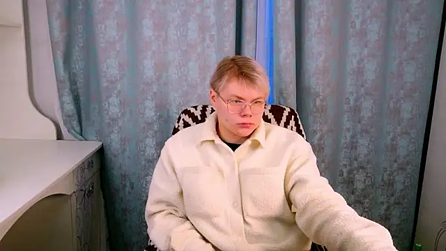 Snapshot of Brian_Mils chatting on January 18, 2026, 12:09 pm Brian Mils online show from January 18, 2026, 12:09 pm