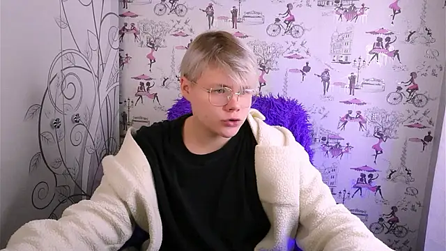 Snapshot of Brian_Mils chatting on February 1, 2026, 11:42 am Brian Mils online show from February 1, 2026, 11:42 am