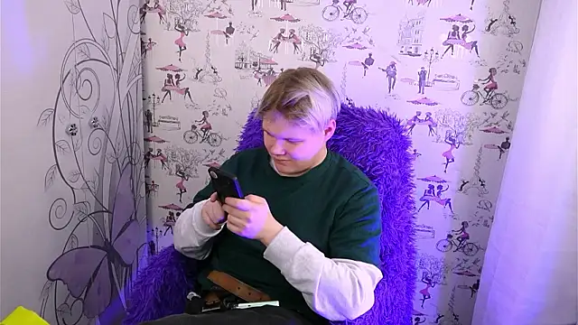 Snapshot of Brian_Mils chatting on February 5, 2026, 11:37 am Brian Mils online show from February 5, 2026, 11:37 am