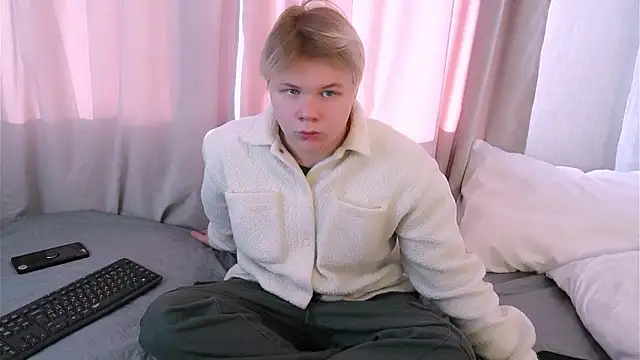 Snapshot of Brian_Mils chatting on February 18, 2026, 11:17 am Brian Mils online show from February 18, 2026, 11:17 am