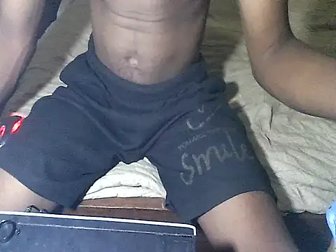 Snapshot of londanirc chatting on February 17, 2026, 8:26 pm londanirc online show from February 17, 2026, 8:26 pm