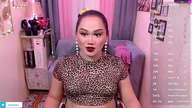 Snapshot of Wild_yummynam chatting on August 5, 2026, 3:15 pm Wild yummynam online show from August 5, 2026, 3:15 pm