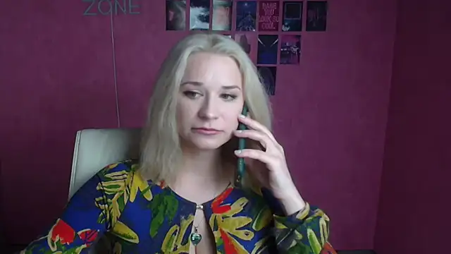 Melodie Aster online show from April 10, 2026, 5:34 am