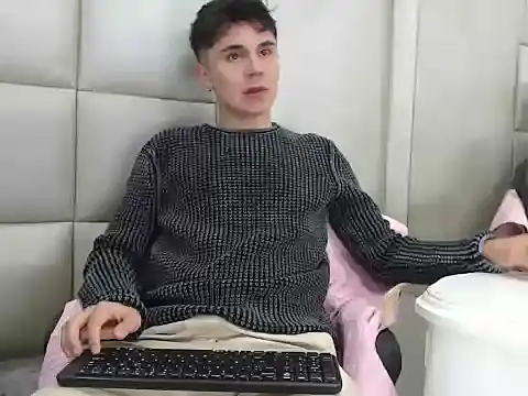 JuanGomm online show from January 14, 2026, 8:03 pm