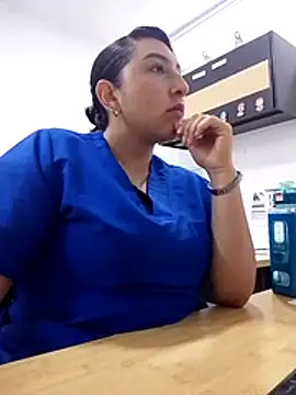 Snapshot of Valeria_montana_ chatting on April 30, 2026, 12:00 pm Valeria montana online show from April 30, 2026, 12:00 pm