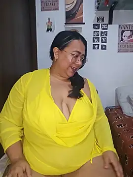 vicky-duarte online show from May 16, 2026, 2:19 am