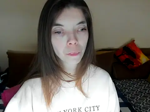 Snapshot of LikaAliston chatting on February 16, 2026, 4:41 am LikaAliston online show from February 16, 2026, 4:41 am