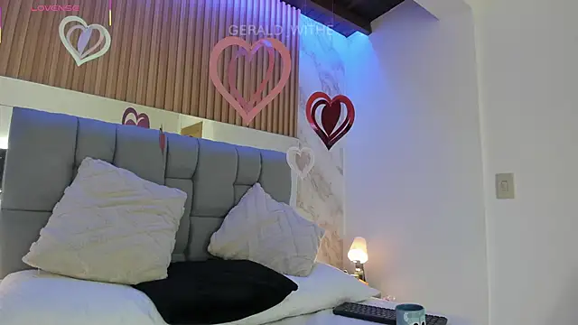 Snapshot of gerald_withe chatting on February 15, 2026, 1:09 pm gerald withe online show from February 15, 2026, 1:09 pm