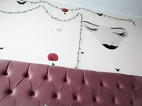 Snapshot of Dana92va chatting on February 16, 2026, 11:39 am Dana92va online show from February 16, 2026, 11:39 am