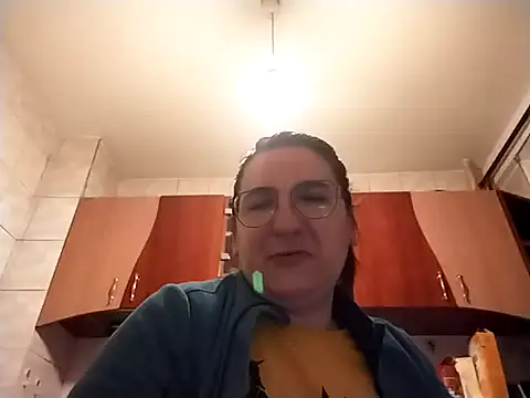 Snapshot of Dana92va chatting on March 28, 2026, 3:33 pm Dana92va online show from March 28, 2026, 3:33 pm