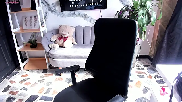 melodysnow  online show from January 5, 2026, 8:34 pm