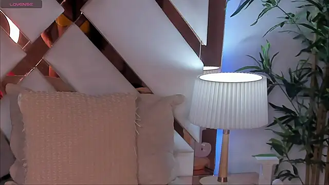 jessicastonne1 online show from February 7, 2026, 6:06 am