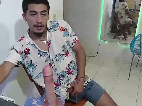 maxI dick33 online show from April 3, 2026, 1:58 am