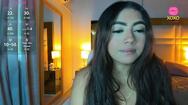 Zoei Moon online show from April 10, 2026, 7:07 pm