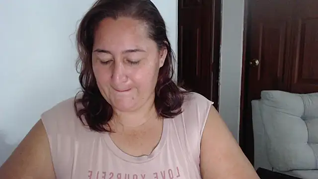 VioletBruces online show from January 7, 2026, 2:14 am