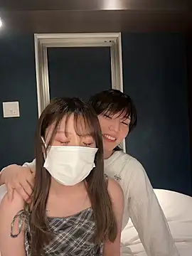 kai xoxo   online show from December 21, 2025, 2:13 pm