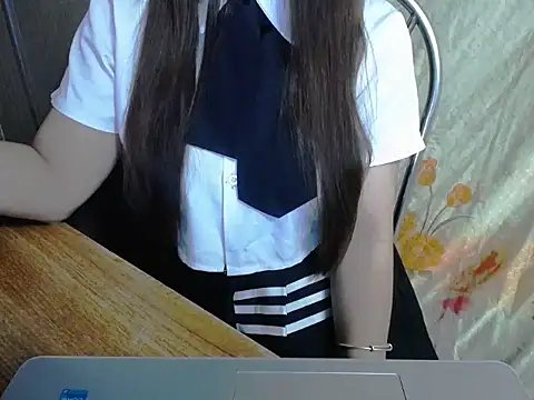 Snapshot of maian_love chatting on July 11, 2026, 5:59 pm maian love online show from July 11, 2026, 5:59 pm