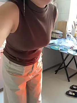 luckybaby666999 online show from May 3, 2026, 6:08 am