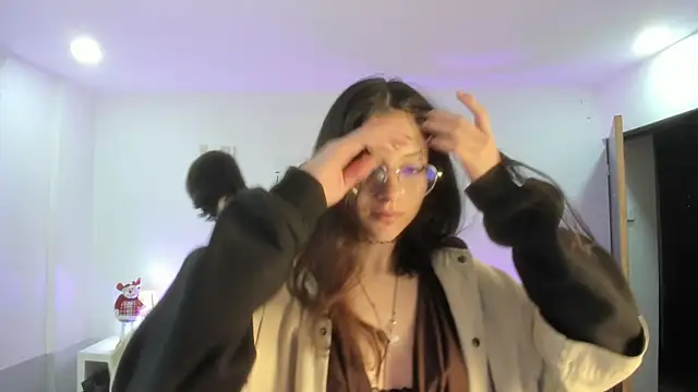 Eros Nyx  online show from December 19, 2025, 4:19 am