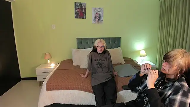 Eros Nyx  online show from January 17, 2026, 4:17 am