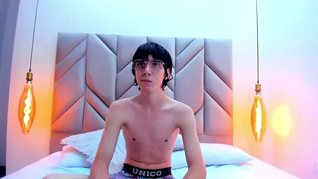 JeffBellfort online show from December 15, 2025, 8:02 pm