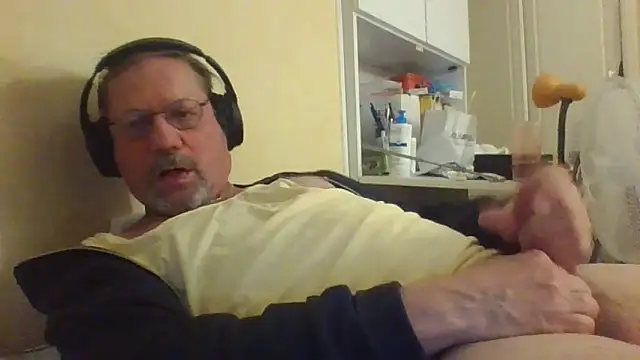 Wanky357 online show from June 2, 2026, 8:33 pm