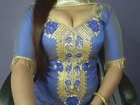 Hotty Suzuka online show from April 5, 2026, 3:58 am