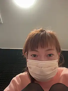 Snapshot of rin_rin_rin_rin chatting on April 3, 2026, 1:36 am rin rin rin rin online show from April 3, 2026, 1:36 am