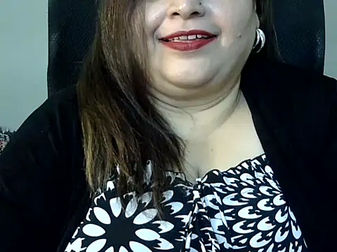 Snapshot of Soniya_Sha chatting on February 3, 2026, 6:57 pm Soniya Sha online show from February 3, 2026, 6:57 pm
