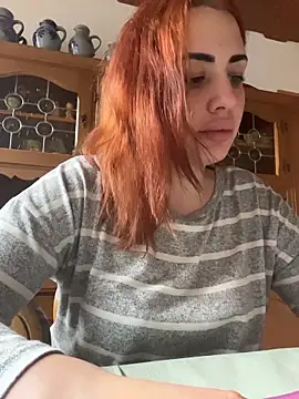 tesaa1212 online show from February 12, 2026, 2:23 pm