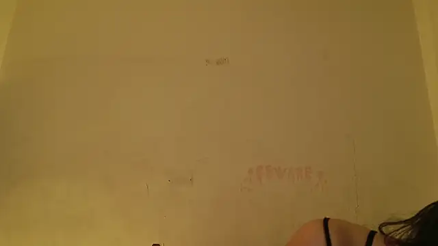 Snapshot of MoonLipsON- chatting on June 22, 2026, 2:57 am MoonLipsON- online show from June 22, 2026, 2:57 am