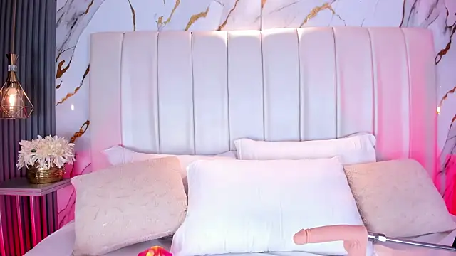 MarelynSummer online show from March 15, 2026, 11:27 am