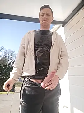 jefflatex45 online show from February 26, 2026, 12:37 pm