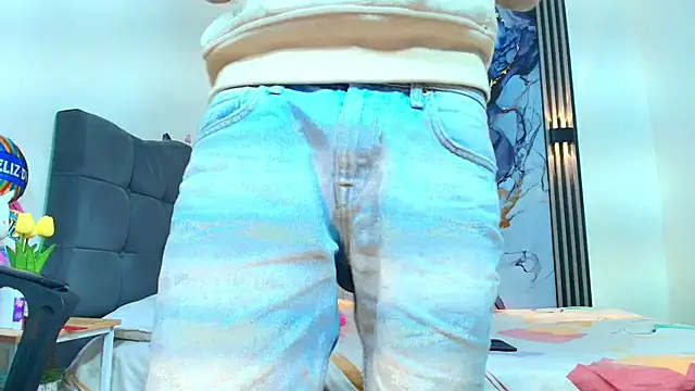 Valentina and sneider  online show from March 11, 2026, 7:09 pm