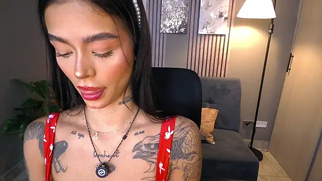 VegaLuxe online show from July 12, 2026, 7:38 pm