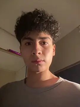 hungspanishtwink online show from February 17, 2026, 10:49 pm